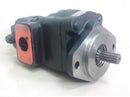 Bomba de Engranes Parker P330/P315, PGP330B296***AB15-65*/P315A**AB07-** para JOHN DEERE (310D,315D, 310C), Montaje SAE B (4 pulg.) 2 Tornillos, Flecha 7/8 pulg.-13 Dientes , 3500 PSI MAX. (AT164404)